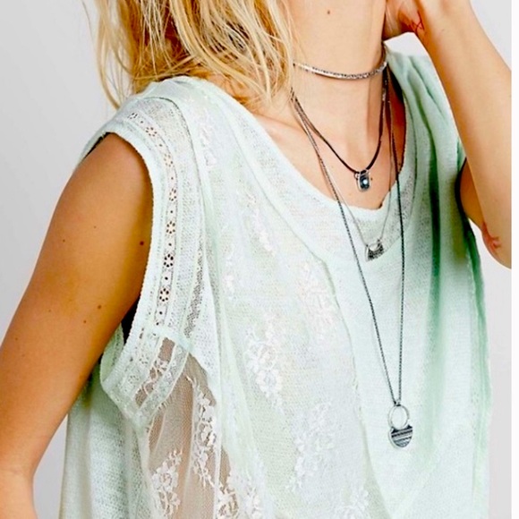 NWOT Free People New Romantics Twist and Shout Tee - Picture 4 of 9